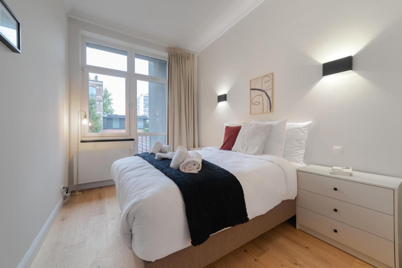Apartment Sweet - Chatelain