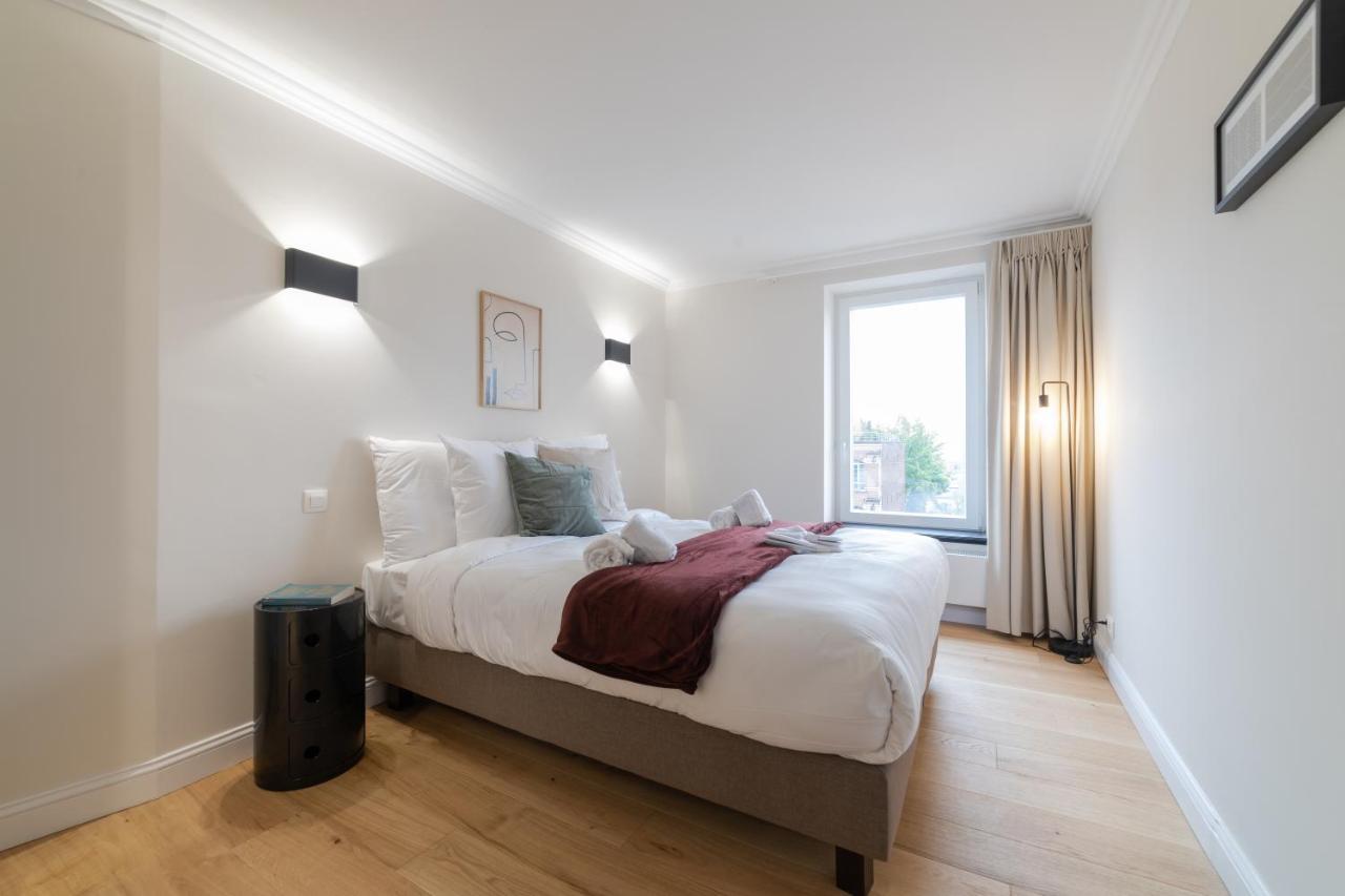 Apartment Sweet - Chatelain