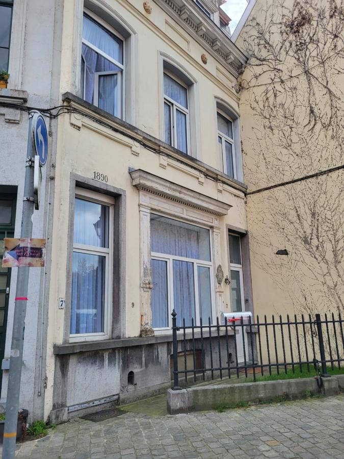 Charmante Maison Idéalement Située * Bruxelles