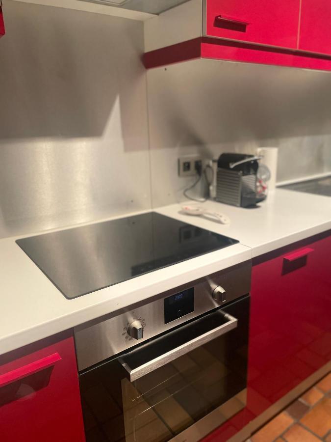 Lovely 2 Bedrooms Apartment *