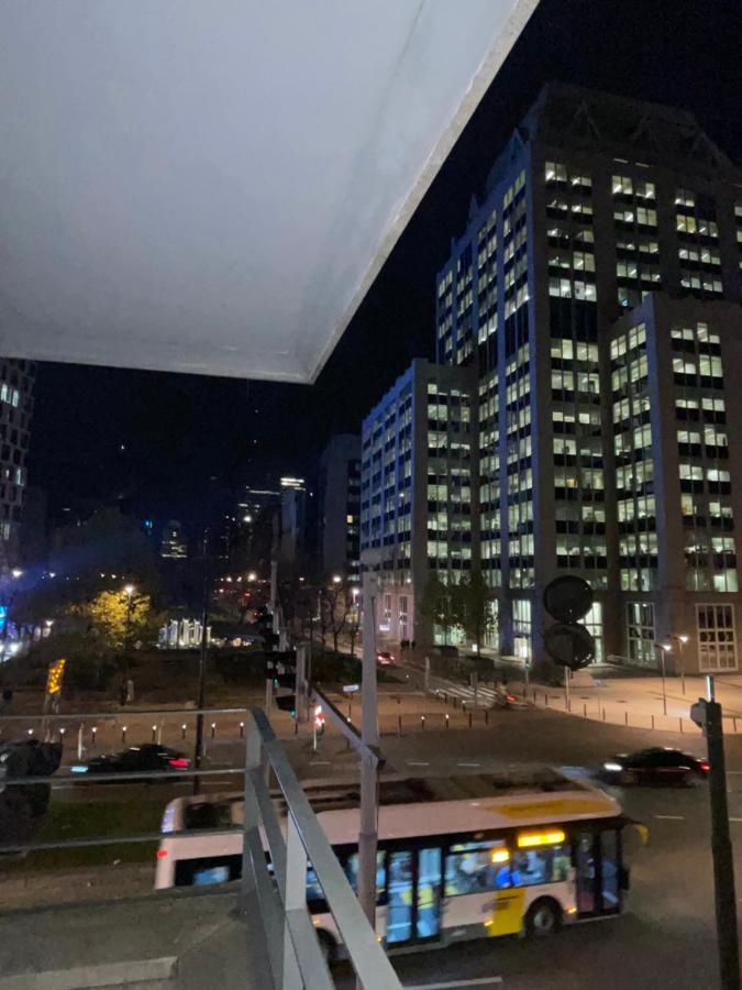 In Heart Of Brussel With Balcony View Appartamento
