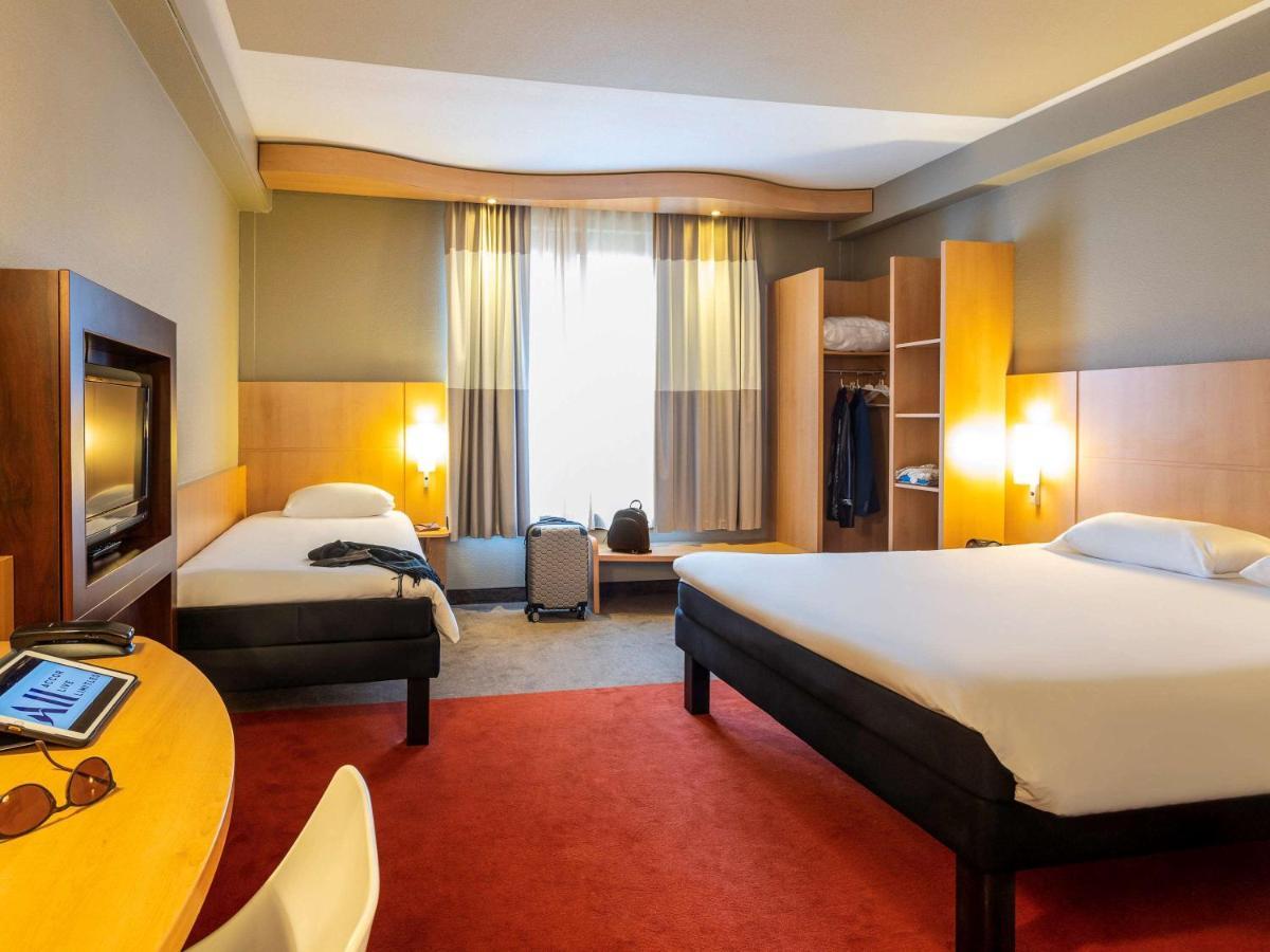 Hotel Ibis Centre Gare Du Midi Brussels