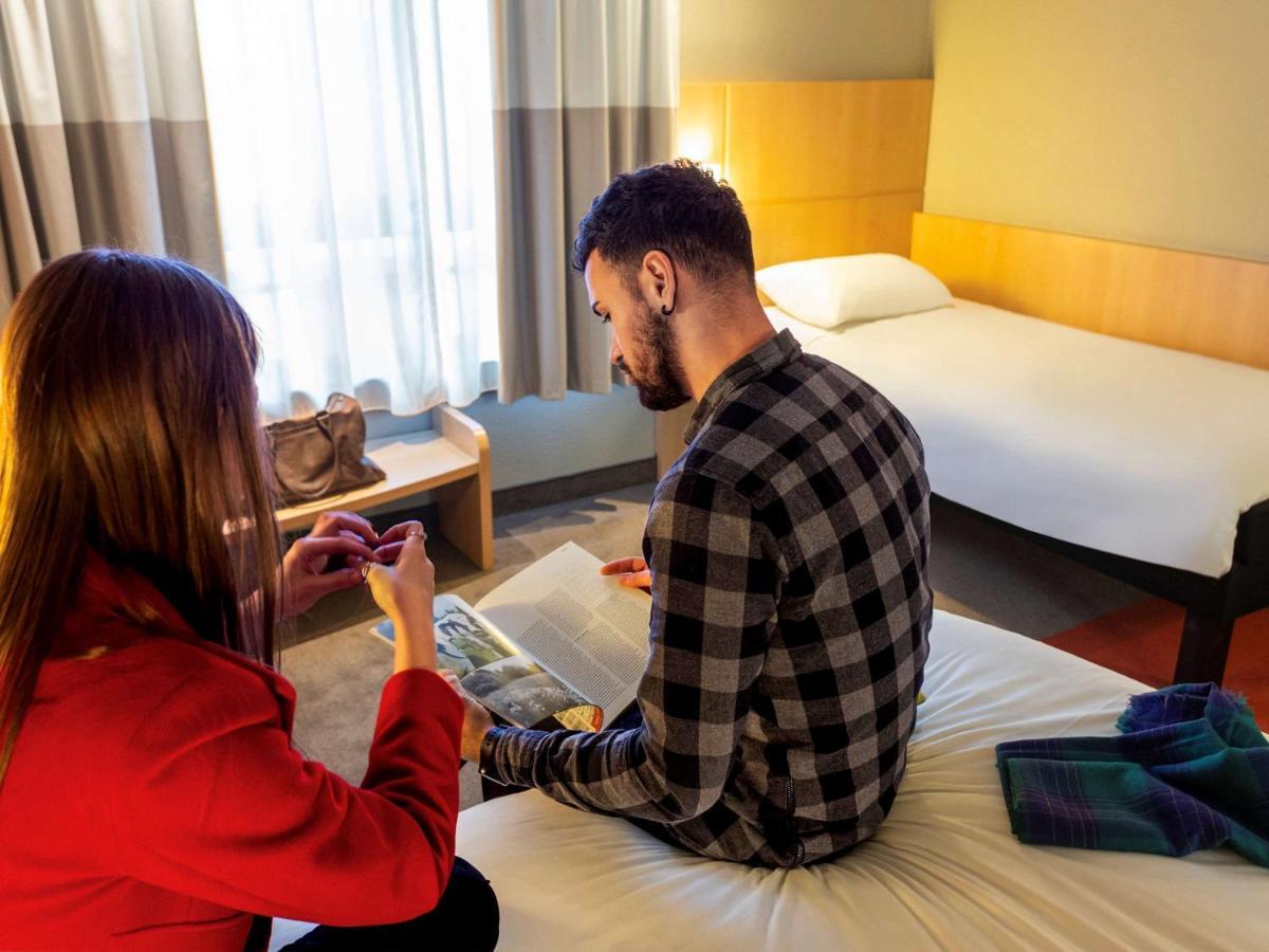 Ibis Centre Gare Du Midi Hotel
