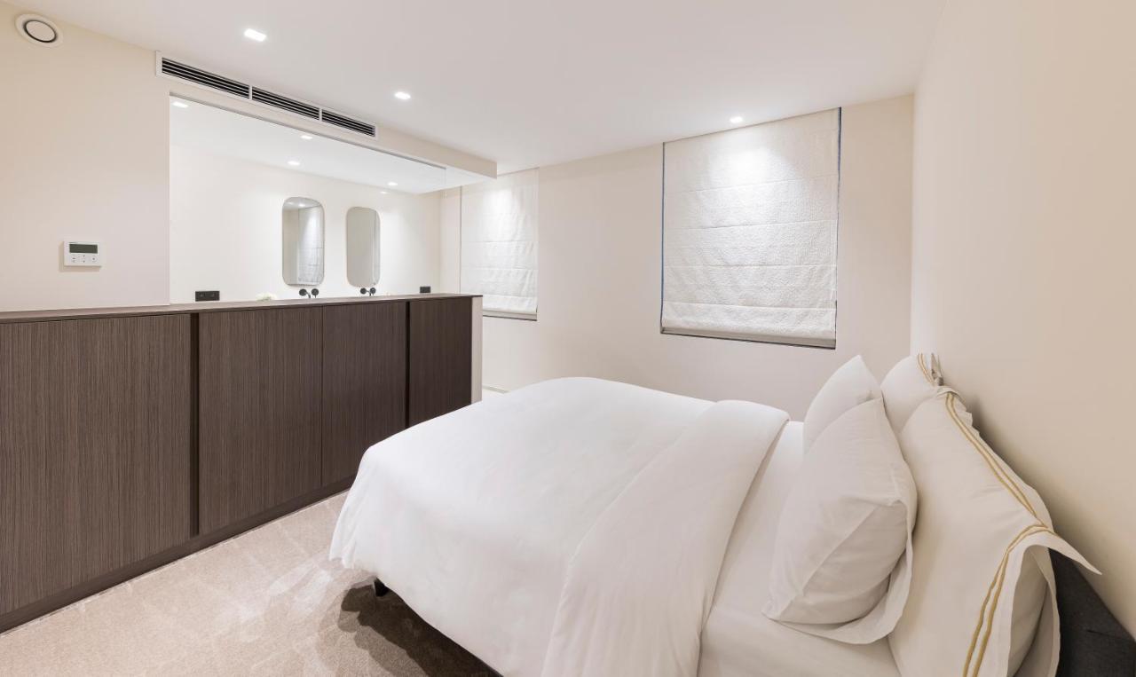 Luxury 3 Bedrooms Townhouse In Perfect Location