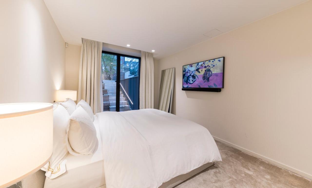 Luxury 3 Bedrooms Townhouse In Perfect Location Appartement