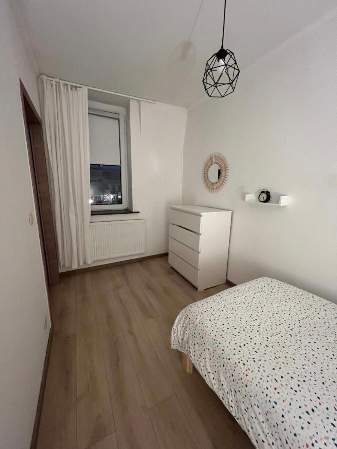 - Place Jourdan & Eu Institutions Apartment *