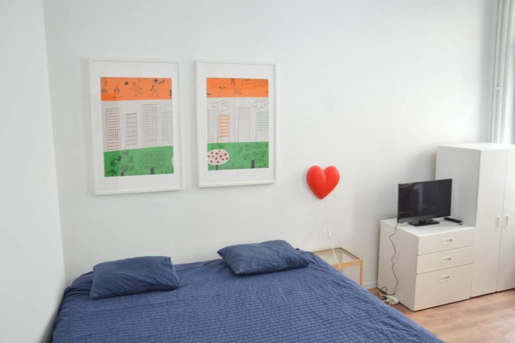 Awesome Studio In Marolles Appartamento *