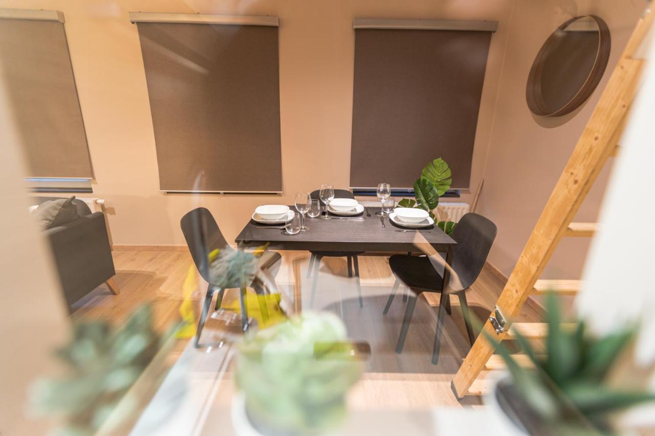 Golden Dove Luxury Aparts Apartment *