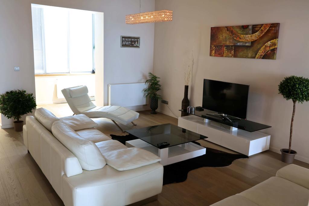 Apartment Royal