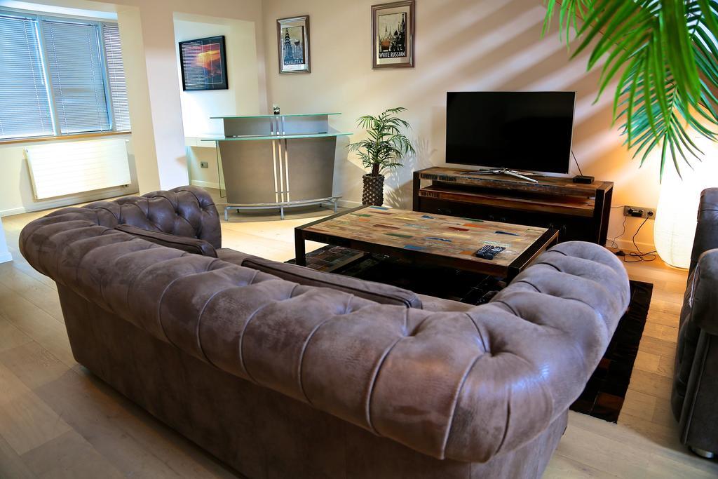 Royal Apartment *