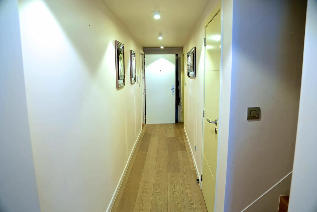 Royal Apartment *
