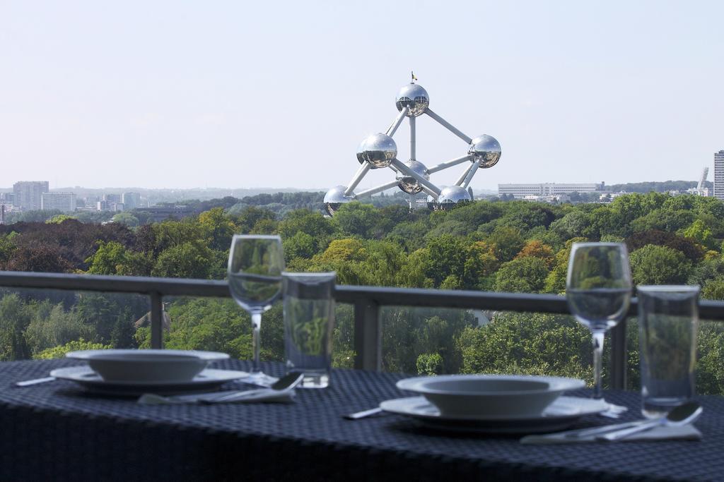 Atomium *