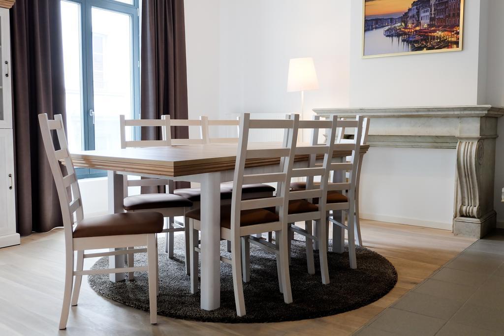 La Monnaie Apartment *