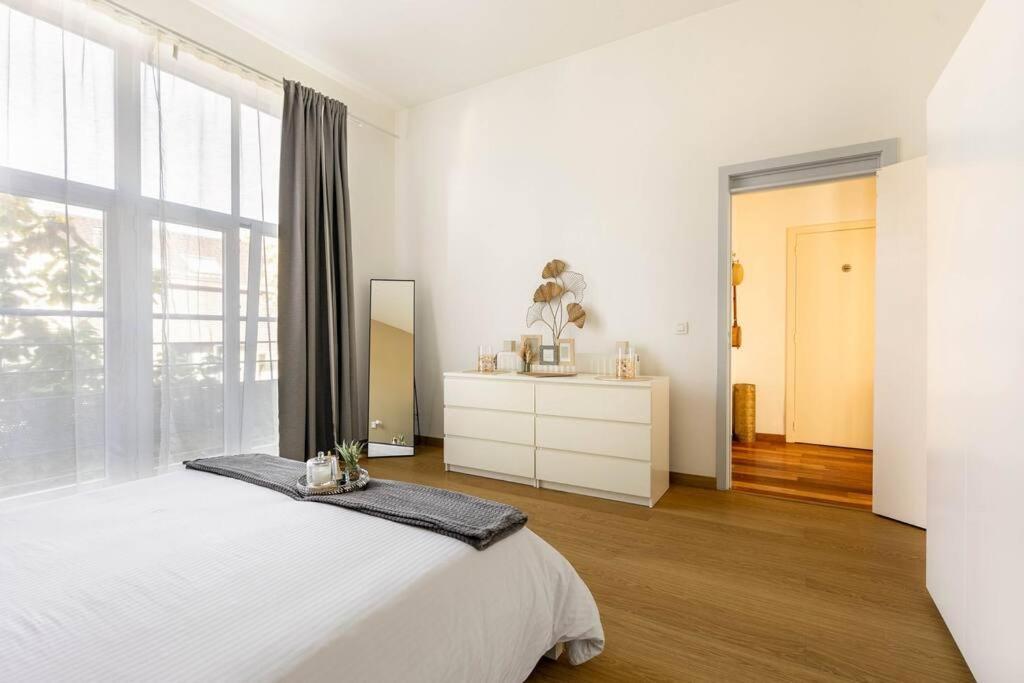 Luxueux Proche De Gare Du Midi, à Côté Du Centre Appartement Bruxelles