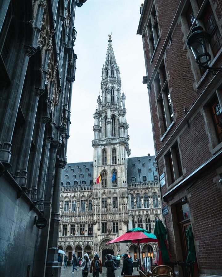 Marie Therese * Bruxelles