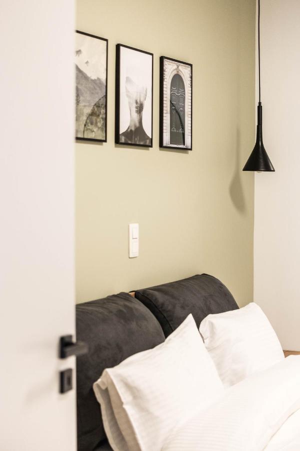 Quartier Louise Apartment *