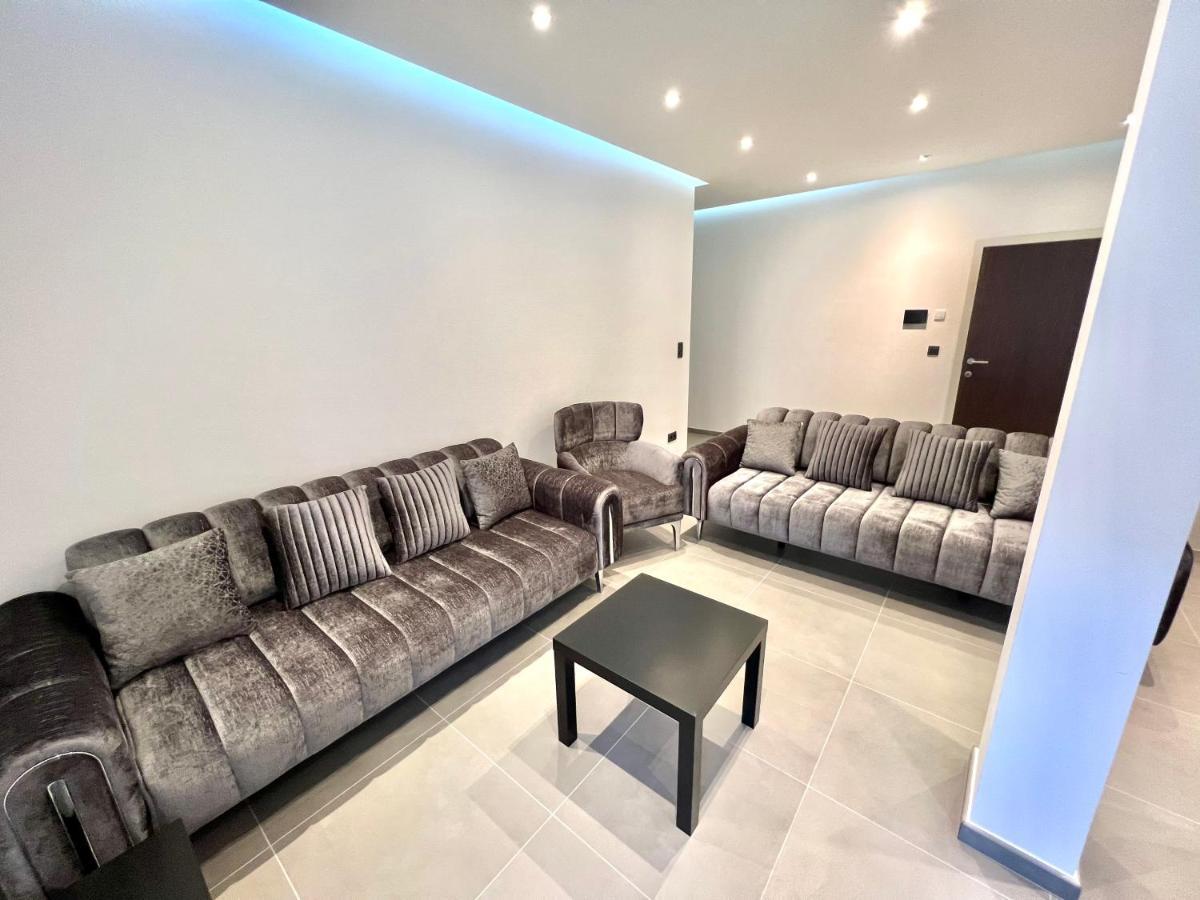 Brand-new In The Heart Of * Brussels