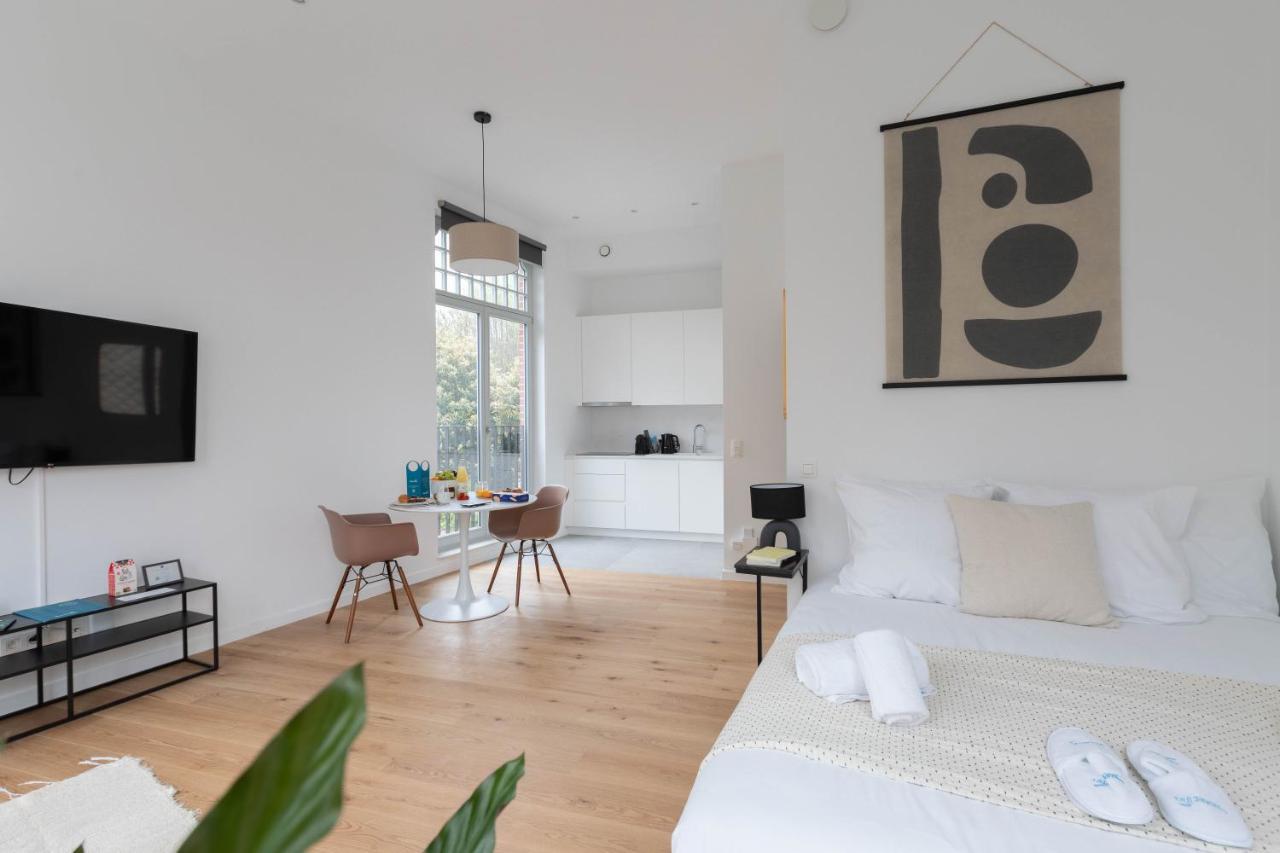 Sweet - Churchill Apartment