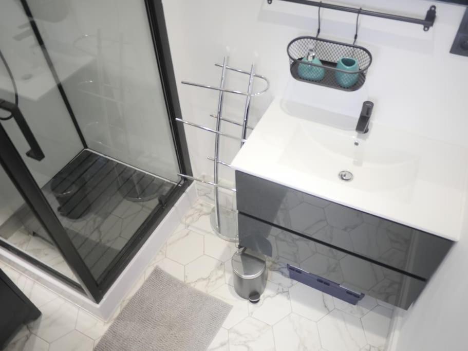 Chic 1br + Terrace *