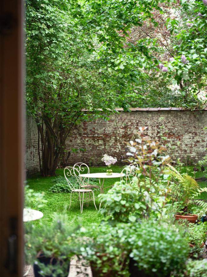 Charming And Spacious House With Leafy Private Garden Close To Historical Center Of * Brussels