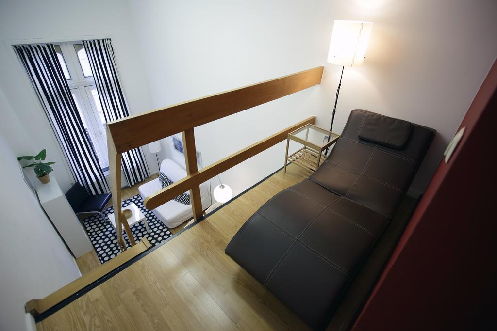 Apartment Center