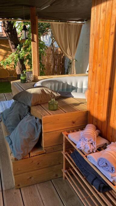 Superbe Avec Jardin, Sauna Et Jacuzzi