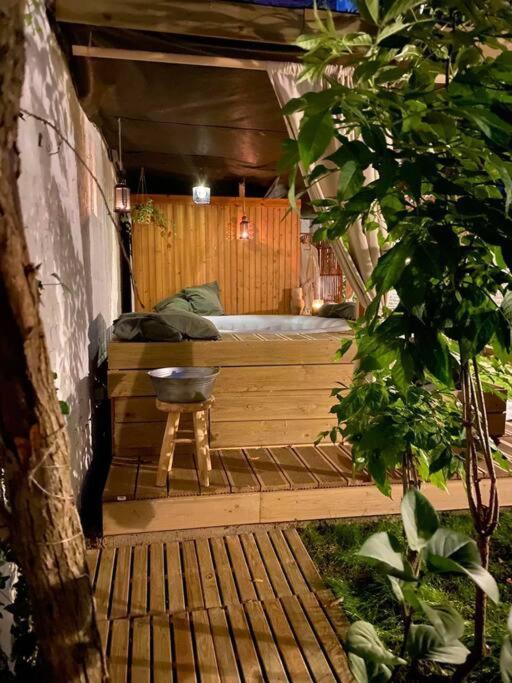 Lejlighed Superbe Avec Jardin, Sauna Et Jacuzzi *