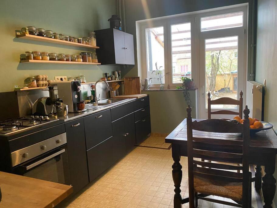 Superbe Avec Jardin, Sauna Et Jacuzzi Apartment Brüssel