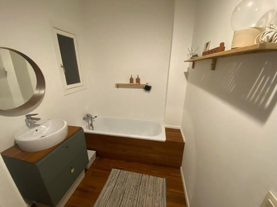 Superbe Avec Jardin, Sauna Et Jacuzzi