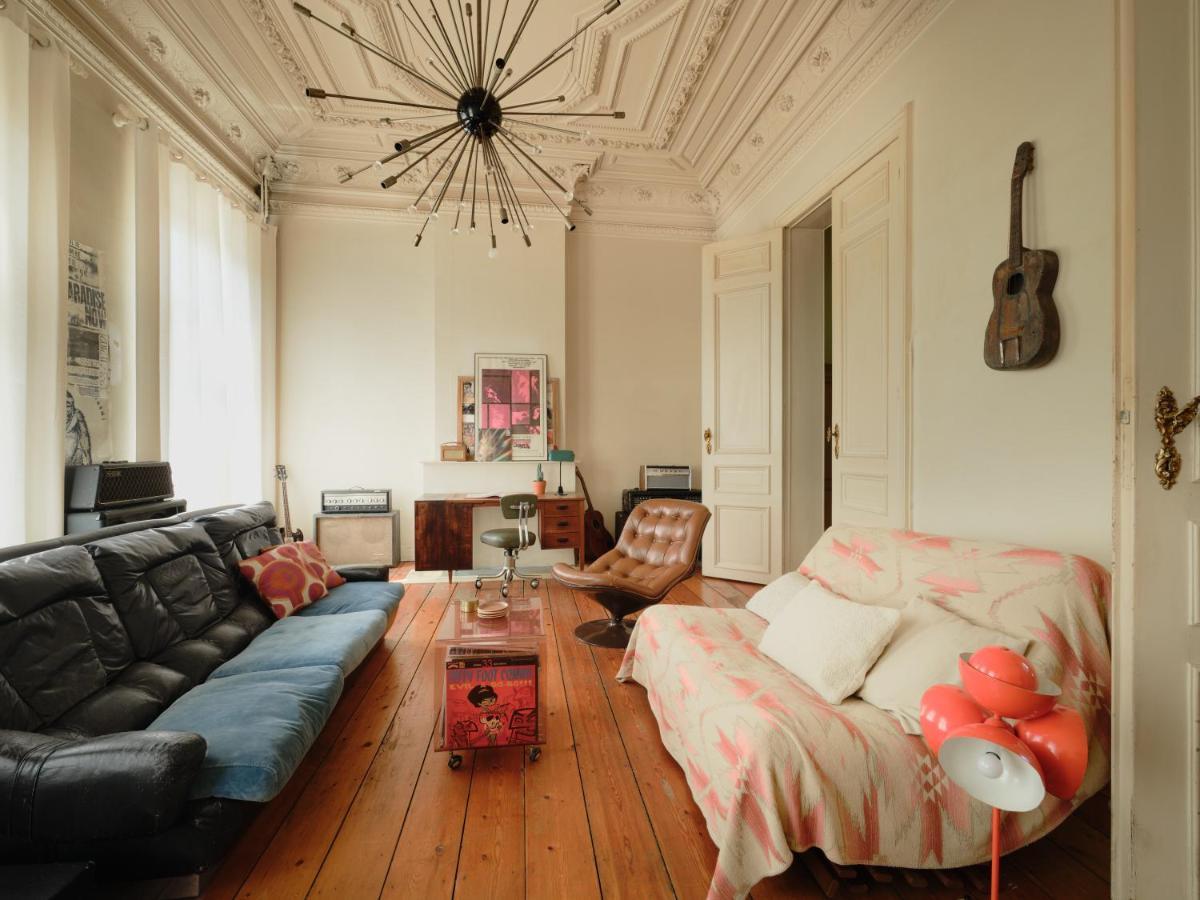 Charming And Spacious House With Leafy Private Garden Close To Historical Center Of Apartment Brussels