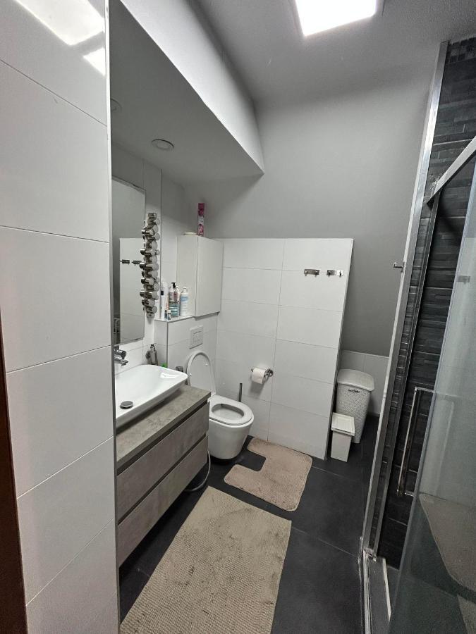 Un Duplex Chic Pour Une Experience Unique A Cote De La Basilique Apartment