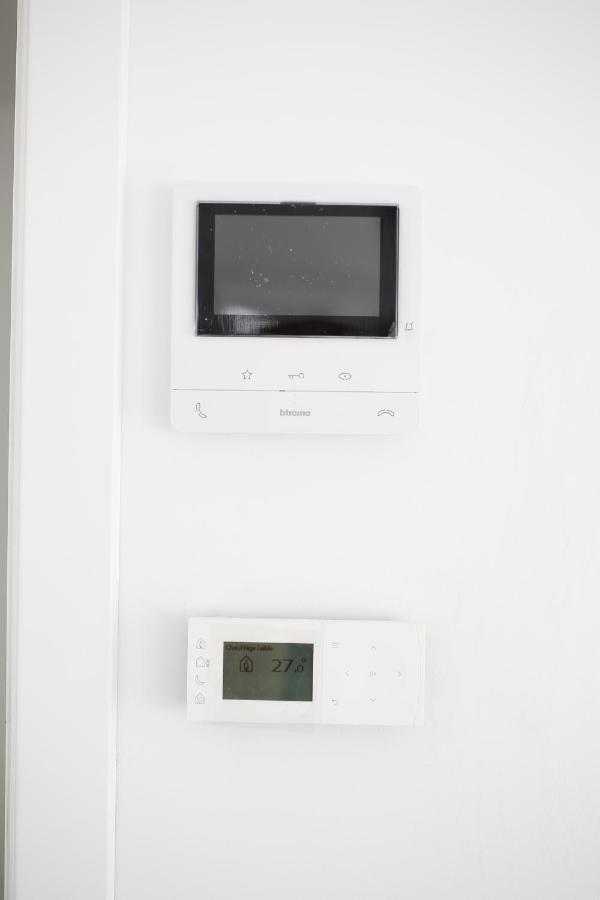 Non Smoking Penthouse Ll Erasme Brussel