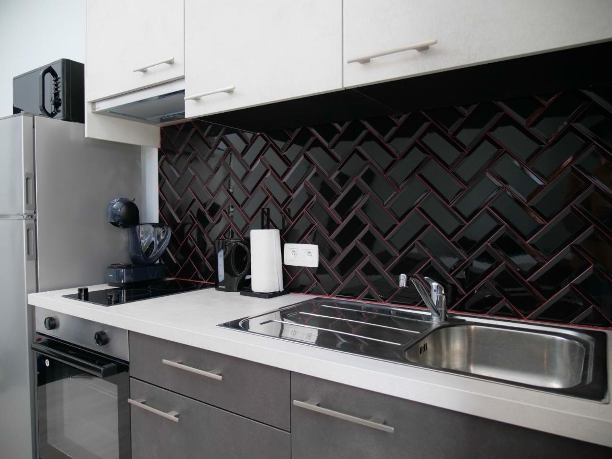 The Elise Apartment *