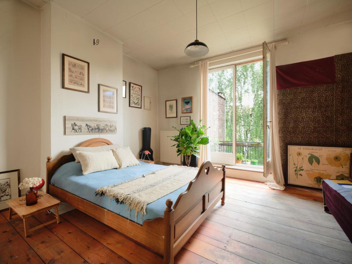 Charming And Spacious House With Leafy Private Garden Close To Historical Center Of Brussels