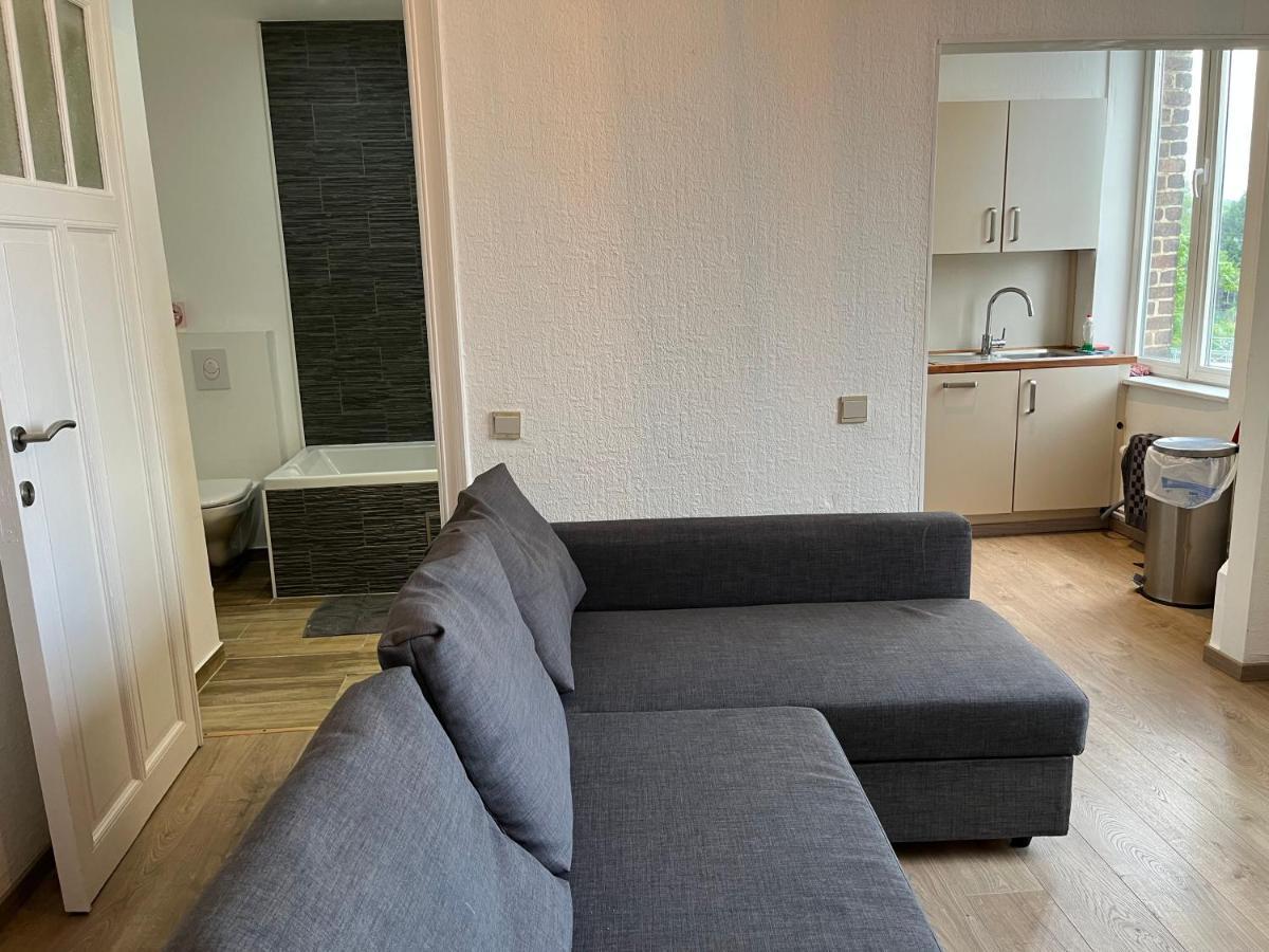Uccle Chic Flat Appartamento *
