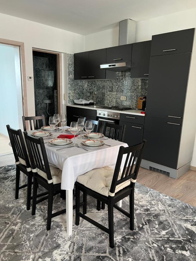 Duplex Sans Souci *