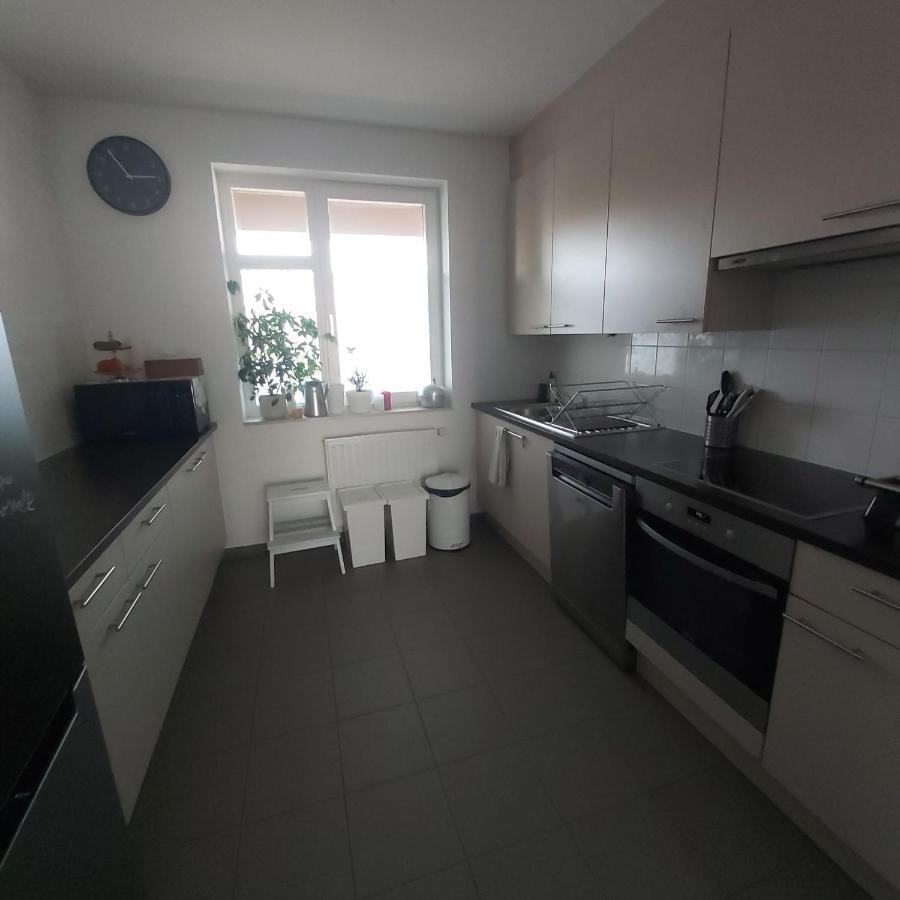 Privat bolig And Balcony With Canal View - Shared Bathroom *