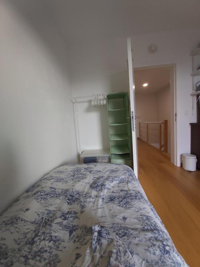 And Balcony With Canal View - Shared Bathroom Bruxelles