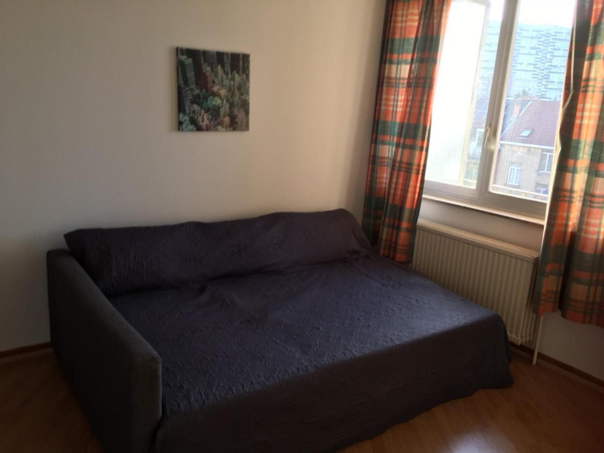 Appartement Sunny Studio In Brussels, With A Balcony View Of The Basil. Bruxelles