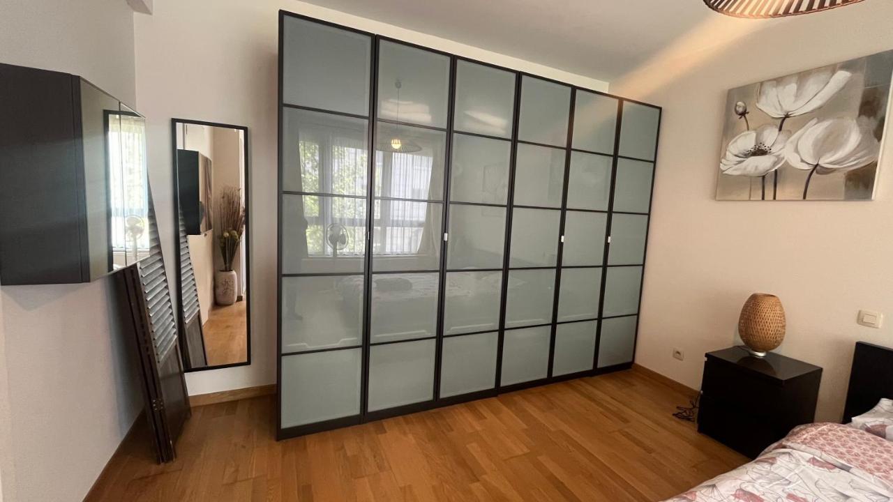 Duplex Tres Agreable Et Tres Calme * Bruxelles