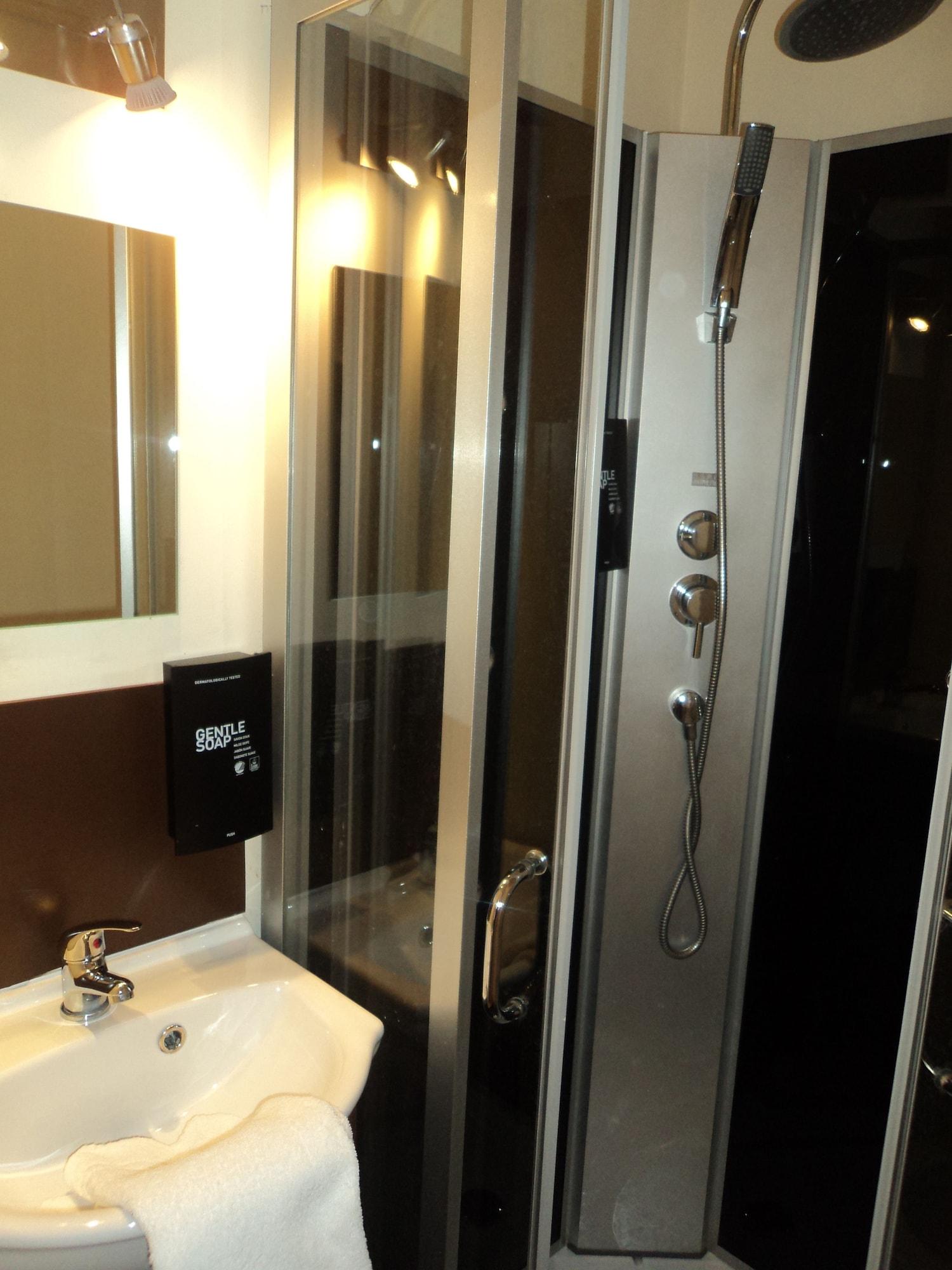 Hotel Albert Hotel 2*