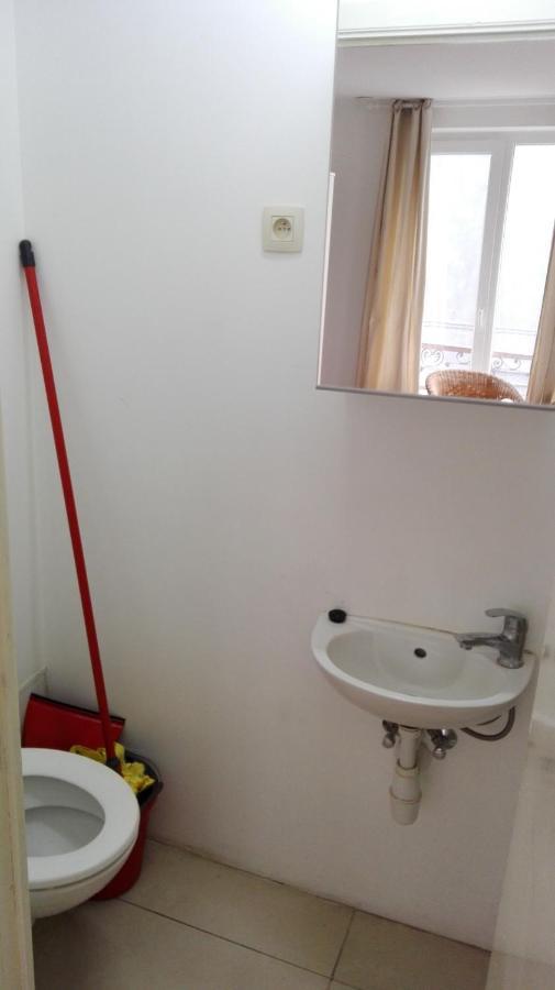 Close To Grand Place For 2