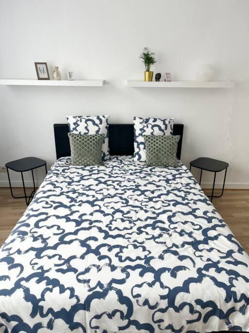 Stylish Two Bedroom Flat * Bruxelles