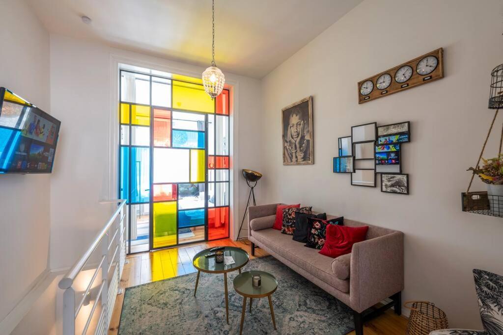 Superb 3 Bedroom & 3 Bathroom Duplex In Centre Lejlighed