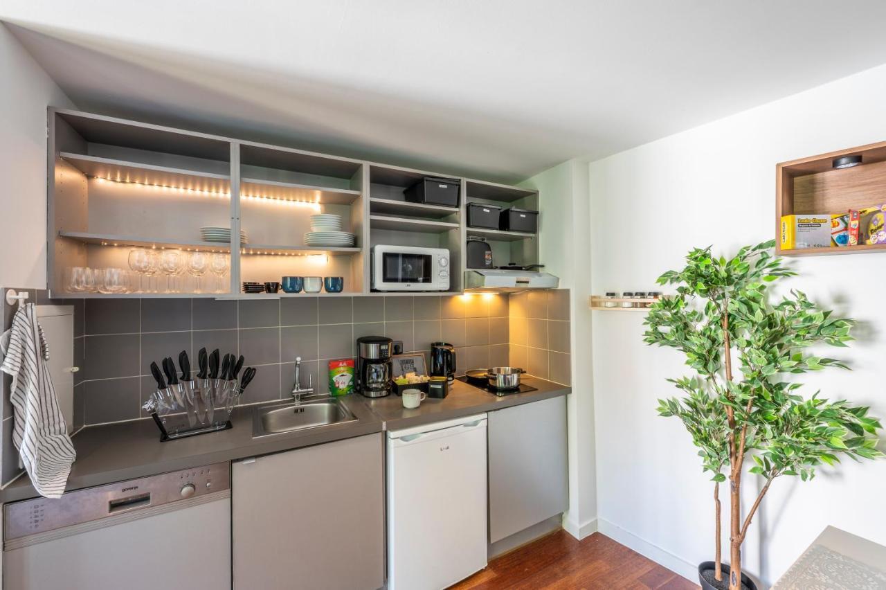 Apartment Sensational In Fantastic Location *
