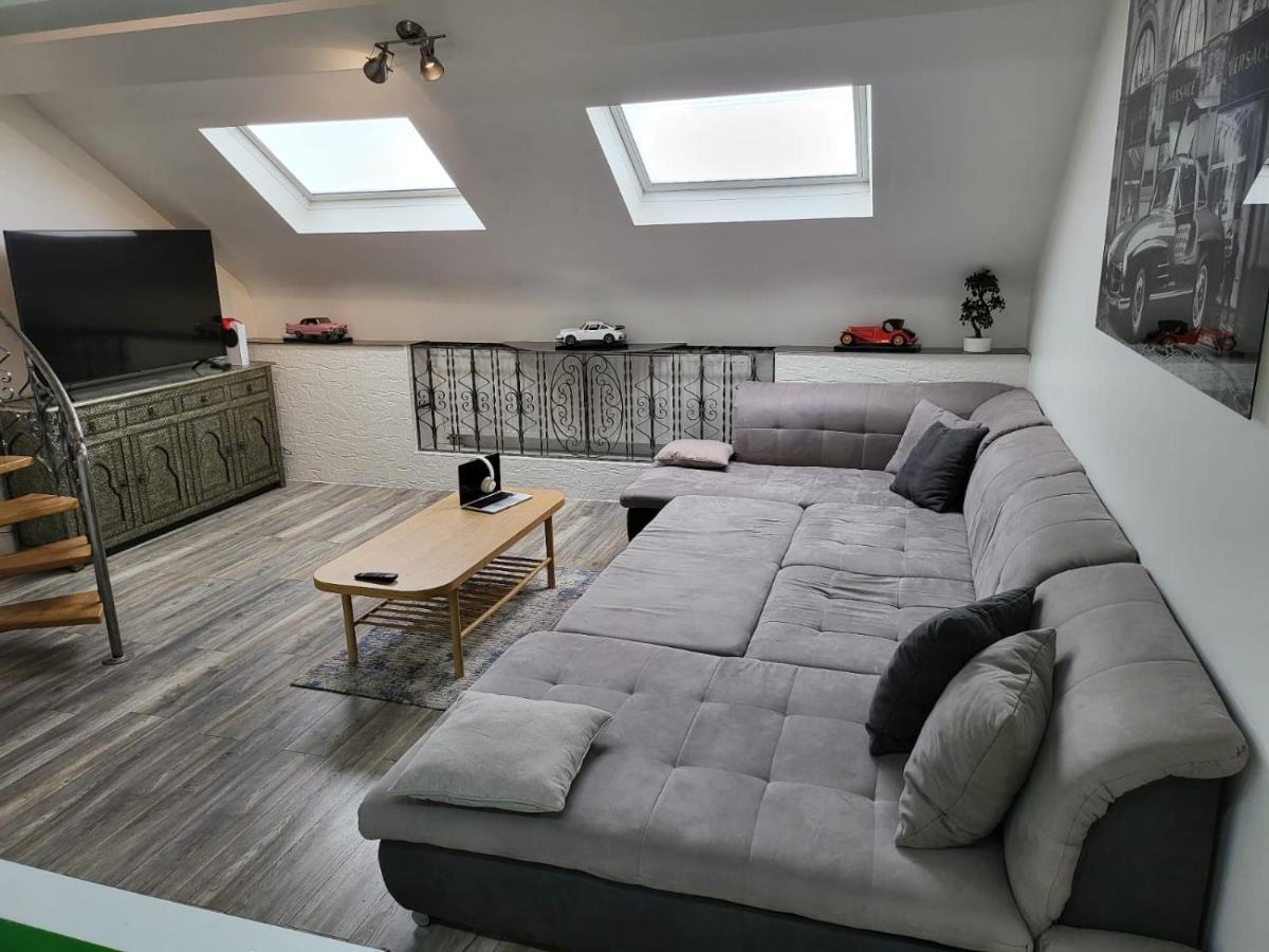 Apartment Duplex Elegant Situe A 1min De La Gare Du Nord *