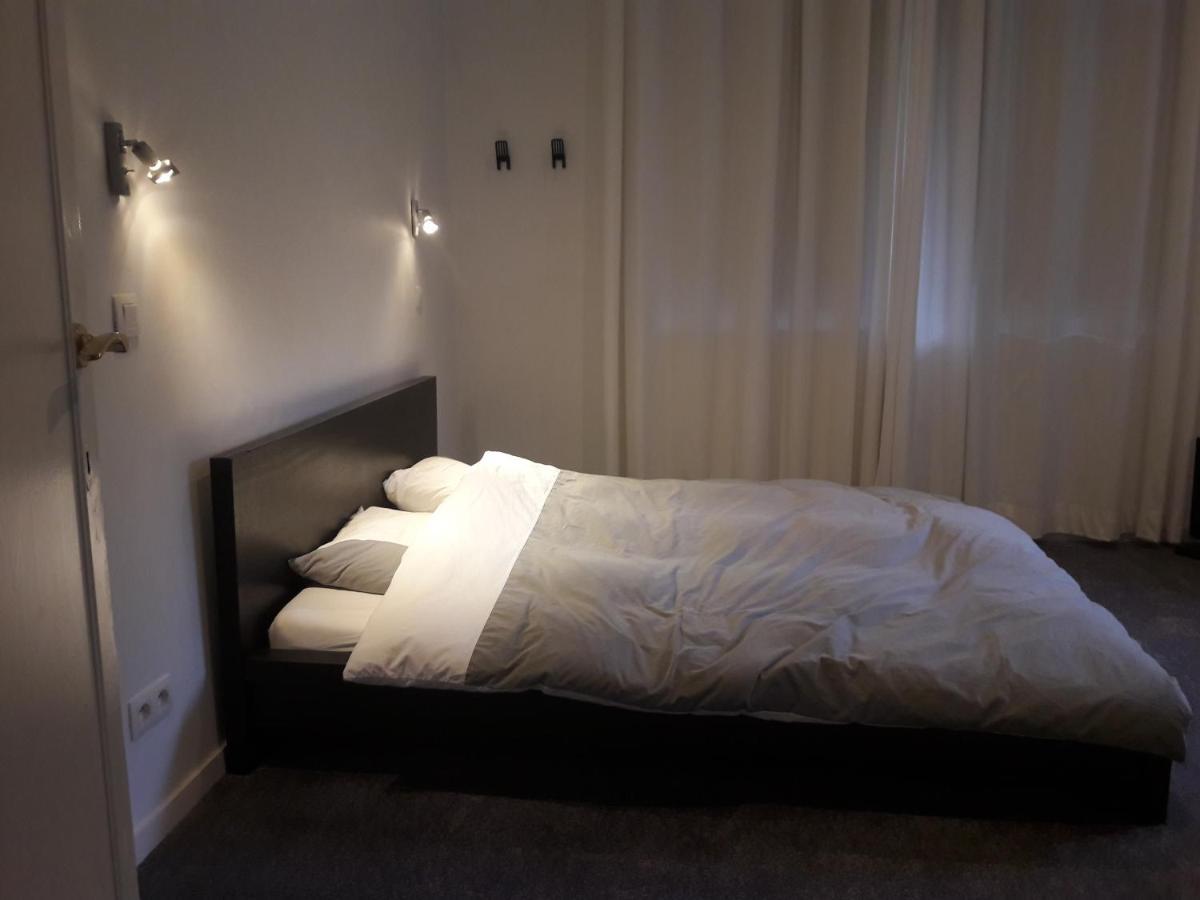 Bed & Breakfast Un Grand Jardin En Ville. Chez Guy