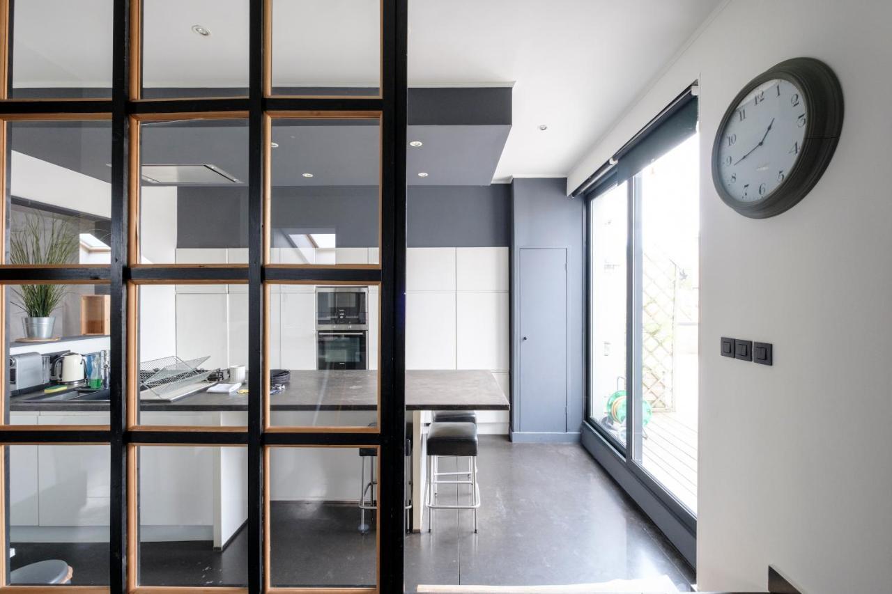 Beautiful Penthouse With Terrace Tour & Taxis Bruxelles