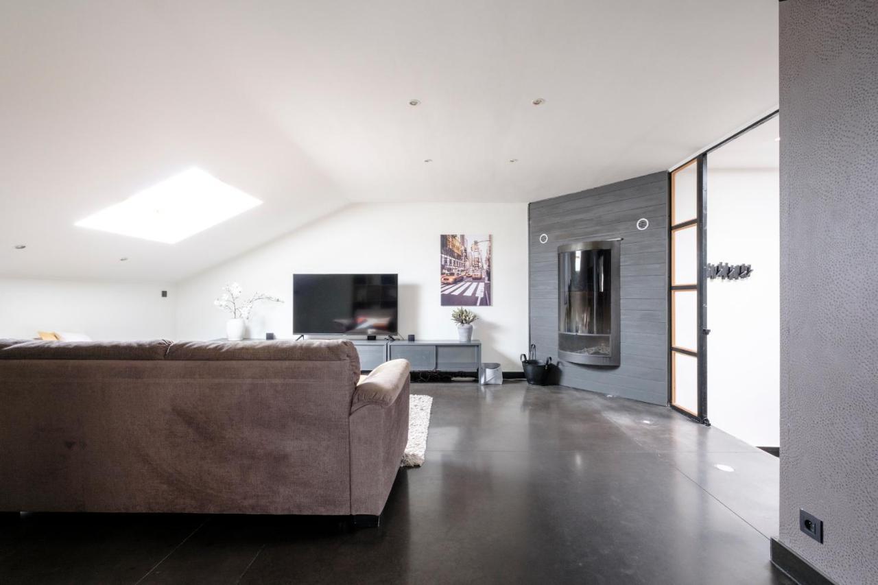 Beautiful Penthouse With Terrace Tour & Taxis Appartement