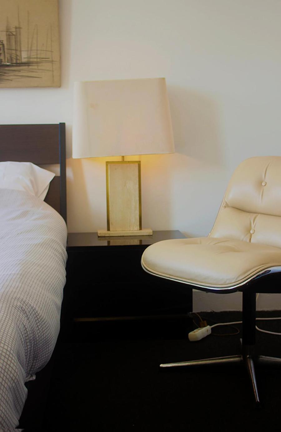 Handy Close To Zaventem Airport